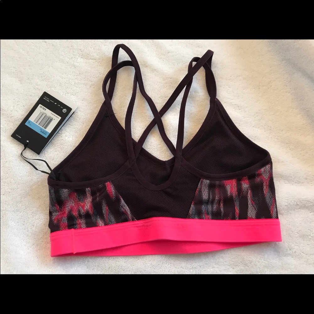 🌸2 for $30🌸 Nike sports bra - Picture 3 of 4